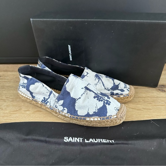 Saint Laurent Espadrille Flat Aloha - Picture 1 of 7